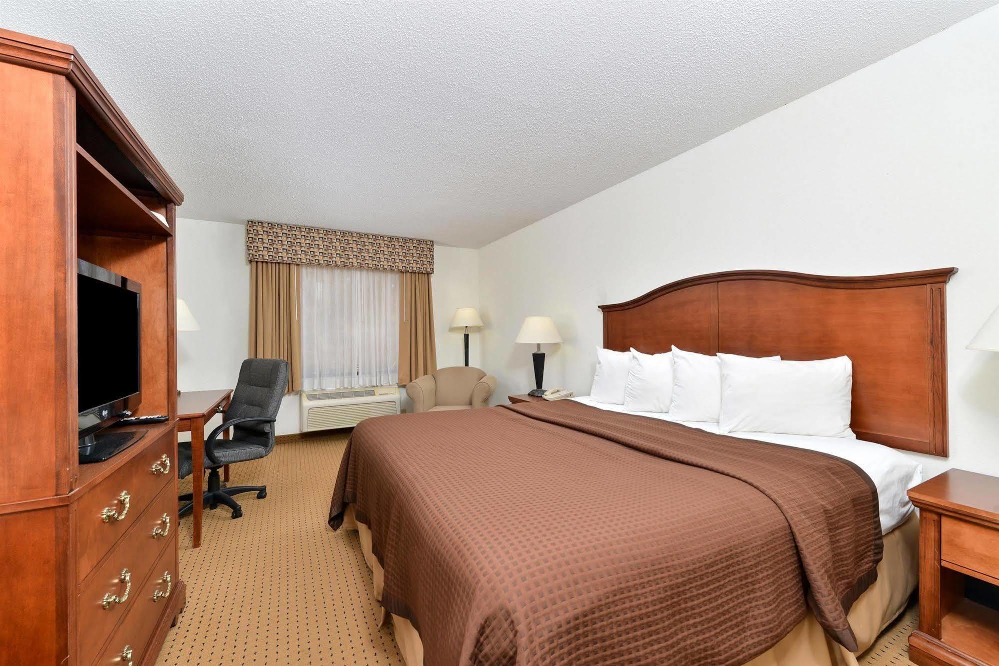 Red Roof Inn & Suites Carrollton, Ga - West Georgia エクステリア 写真